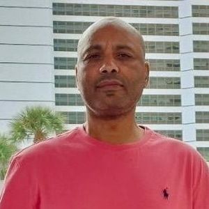 Meet your Posher, Jorge moreira